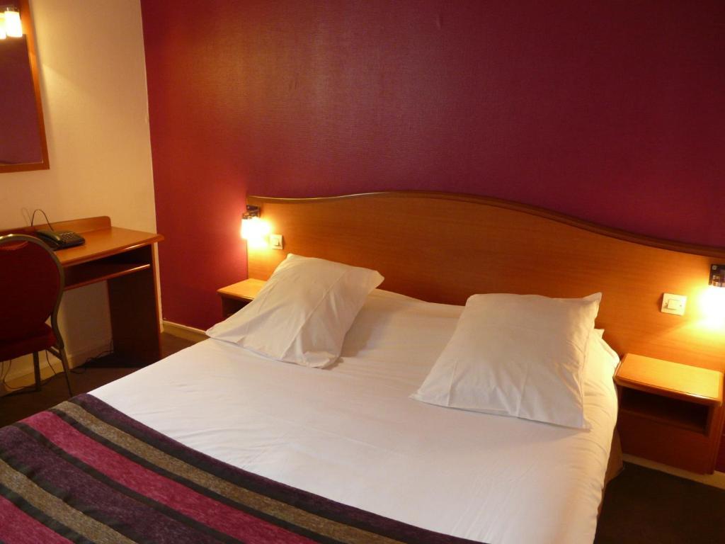 Kyriad Saint Quentin en Yvelines - Montigny Zimmer foto